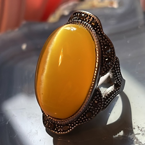 Plunder Faux Stone & Marcasite Ring size 6 NWT - Picture 2 of 5